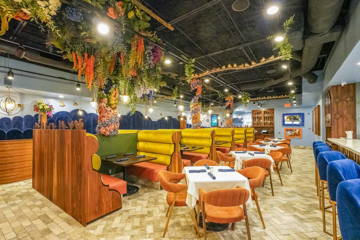 Photo 1 of 4: Morningbirds Restaurant