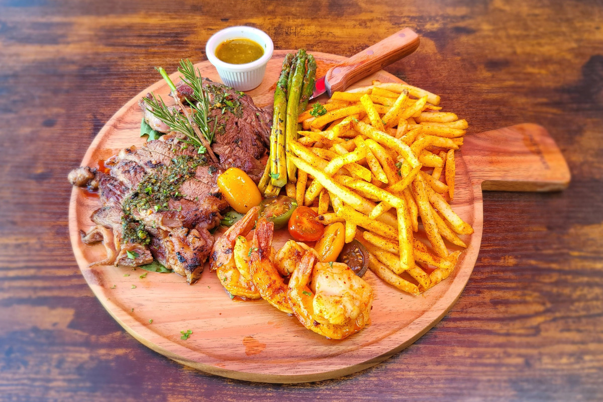 Vees Cafe