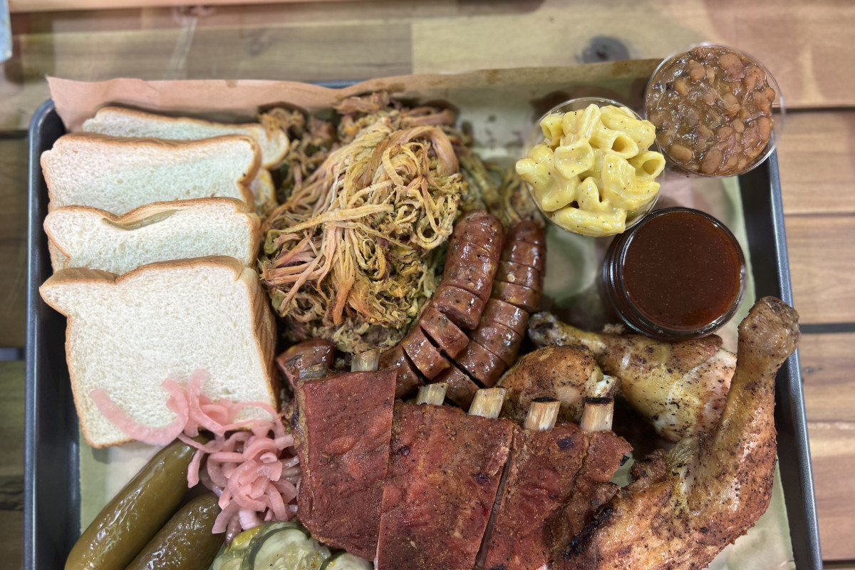 Big Nate's Family BBQ - Banning