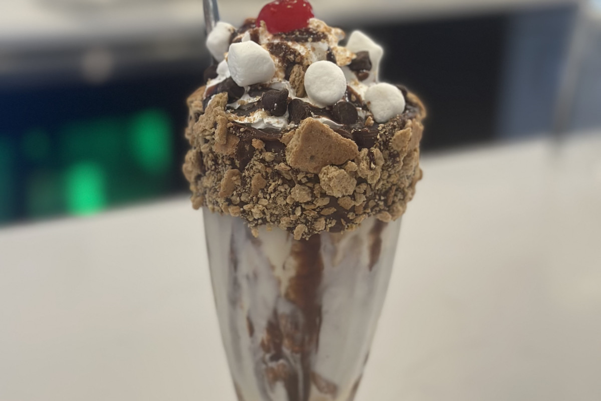 Crispy Edges Eats and Shakes