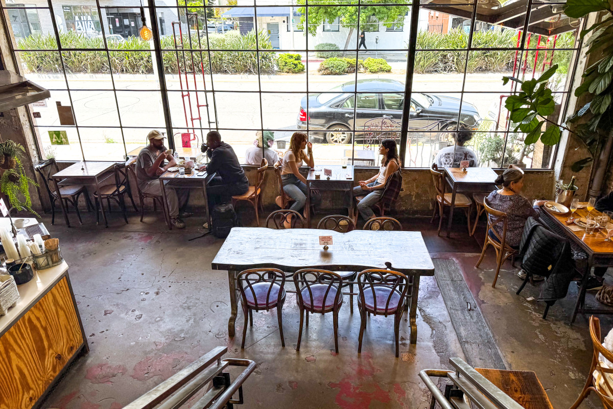 Paper or Plastik Café