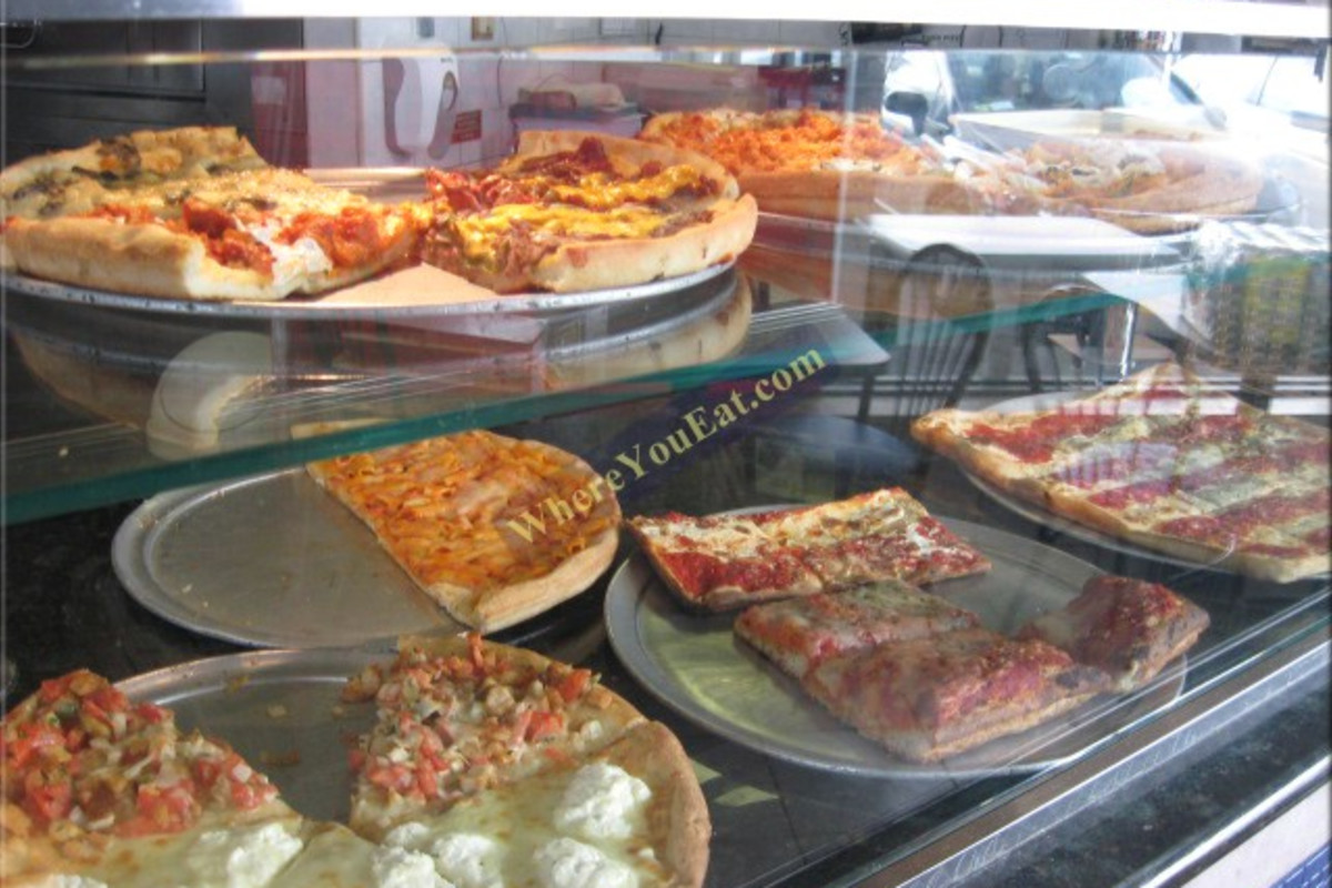 Photo 1 of 4: Brooklyn's Finest Pizza