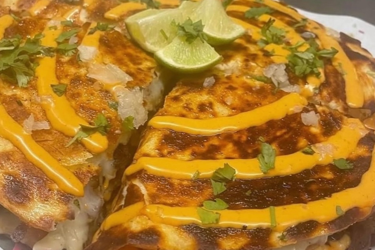 Photo 1 of 4: Fantasy Tacos - Westbank