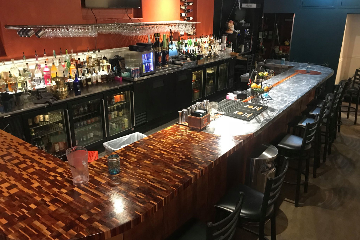 Sub Zero Bistro & Microlounge