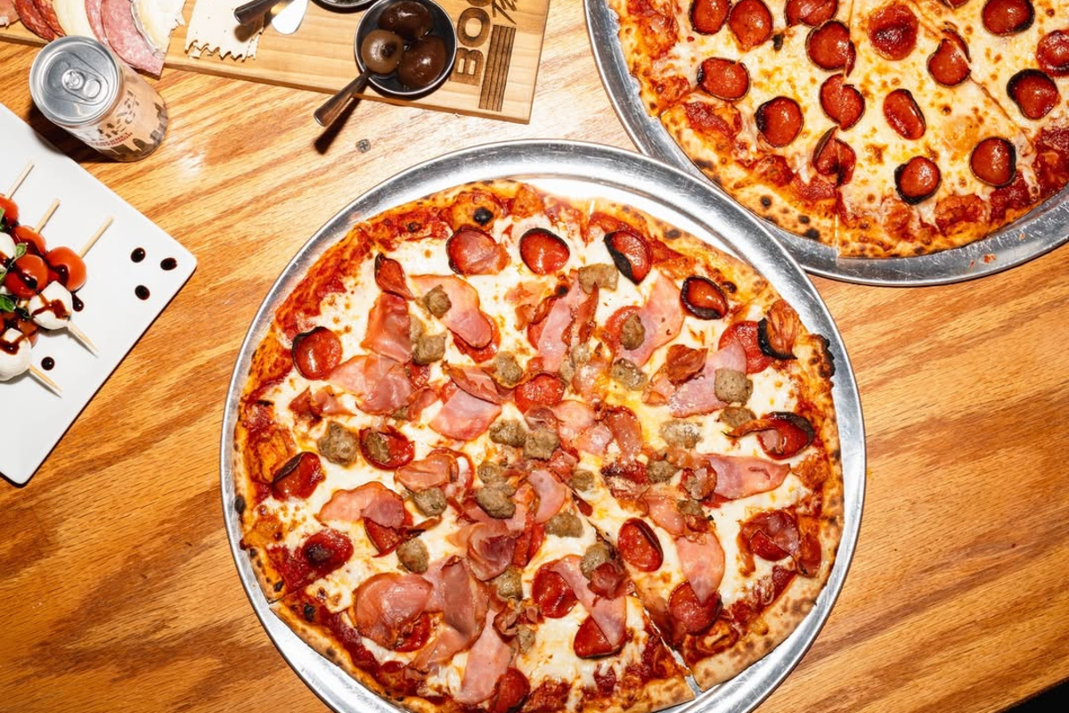 Photo 1 of 4: Boombox Pizza Bar