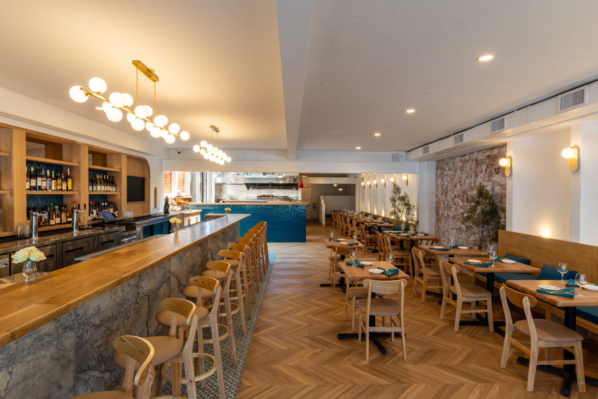 Photo 1 of 4: Dom's Taverna