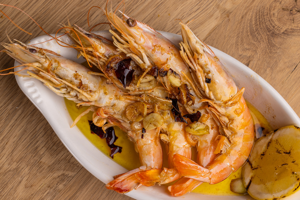 Dom's Taverna