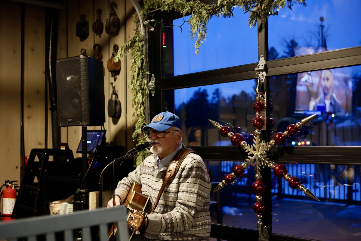 Inn Between Waterfront Restaurant