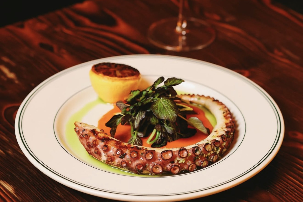 Arnaud's Steak & Seafood