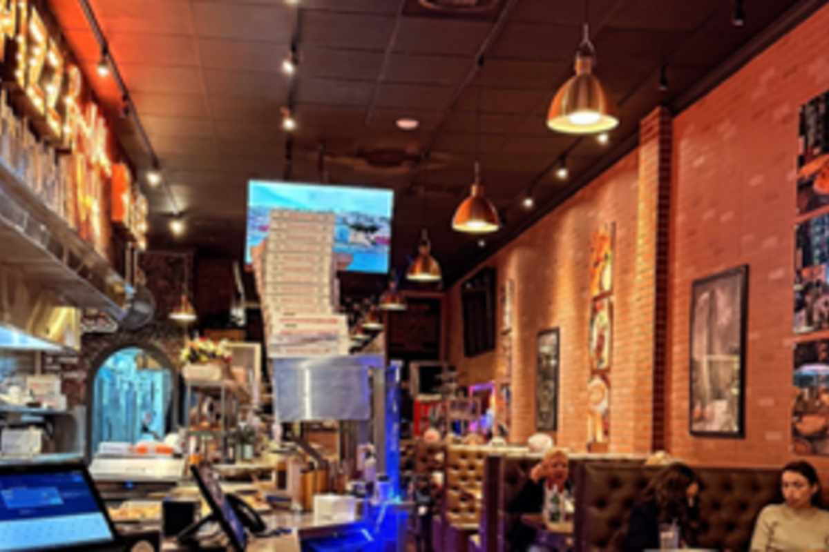 Photo 1 of 4: Anne Marie's NY Pizza & Wings