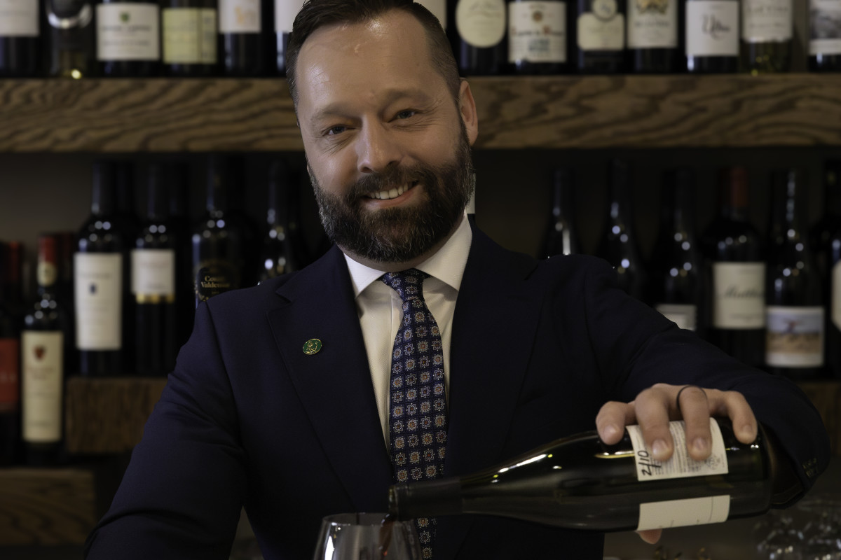 Vinícola Wine Bar & Bottle Shop