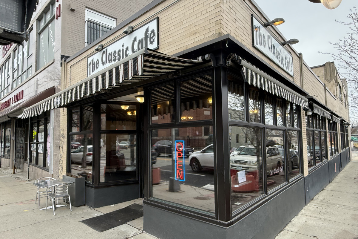 Photo 1 of 4: The Classic Cafe