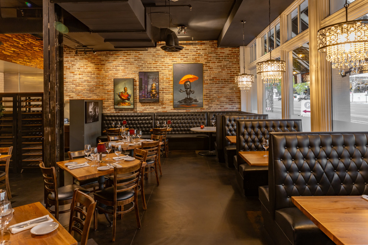 Christopher's Prime + Sonoma Wine Bar & Grill