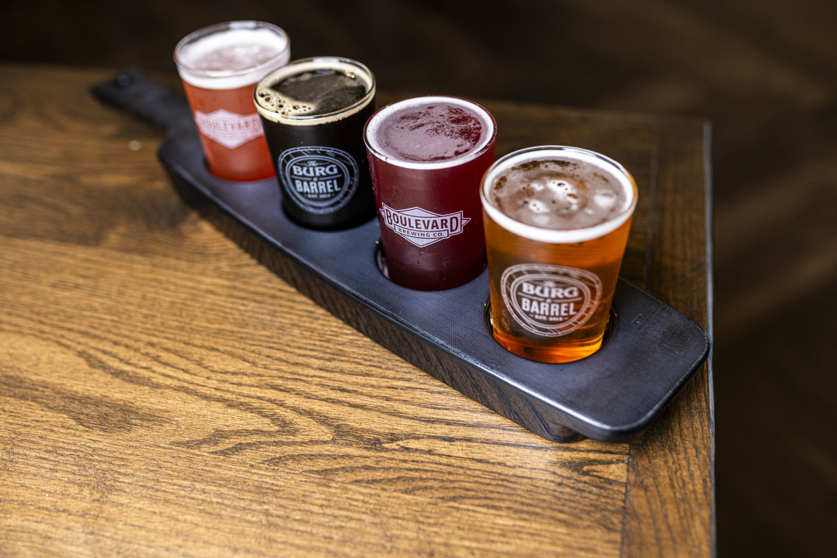 Burg & Barrel - Overland Park