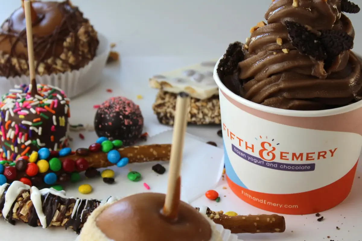 Fifth & Emery Frozen Yogurt and Chocolate - Lenexa