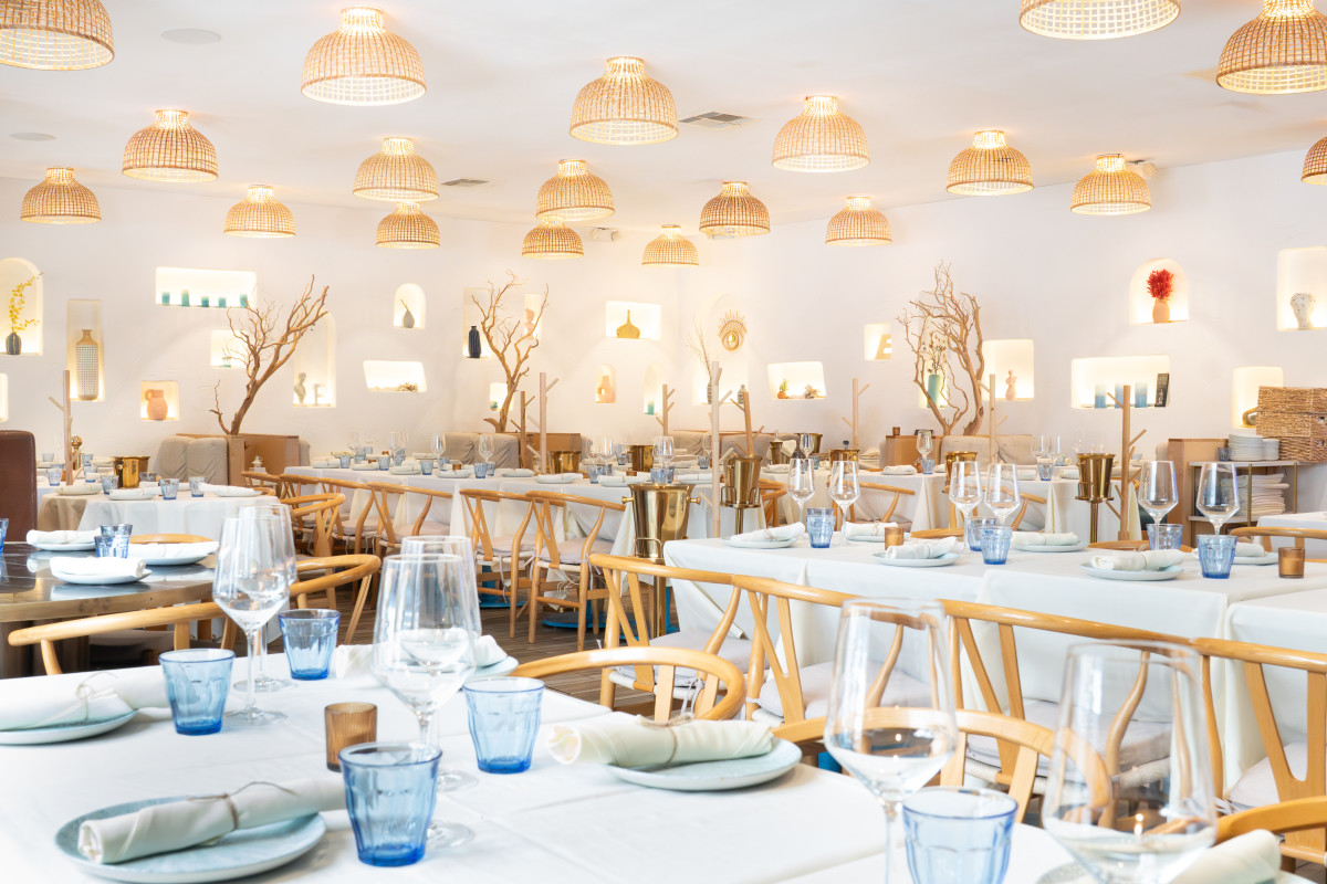 Photo 1 of 4: Elia Restaurants - Elia Restaurant - Campbell