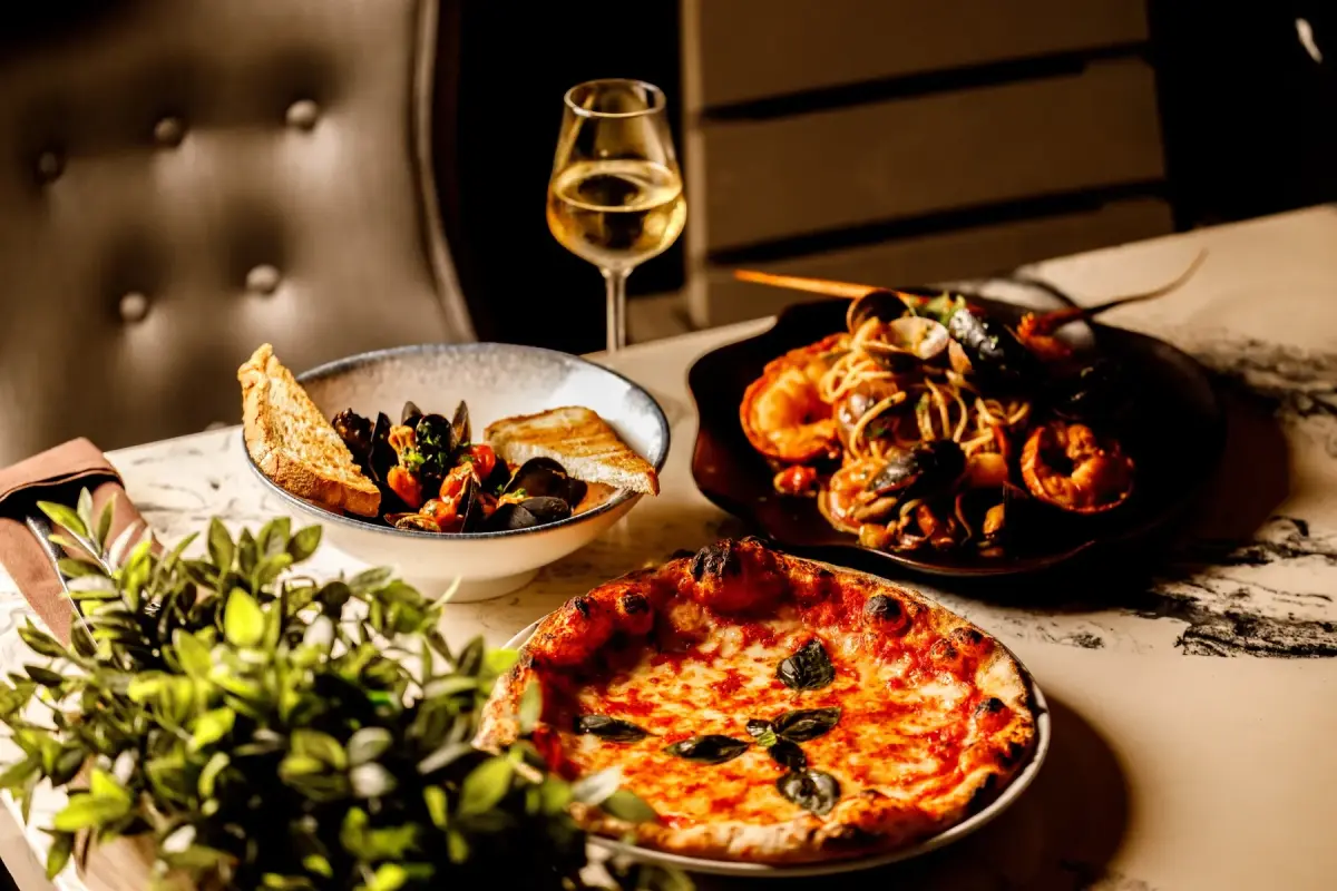 Photo 1 of 4: Romina's Ristorante Italiano