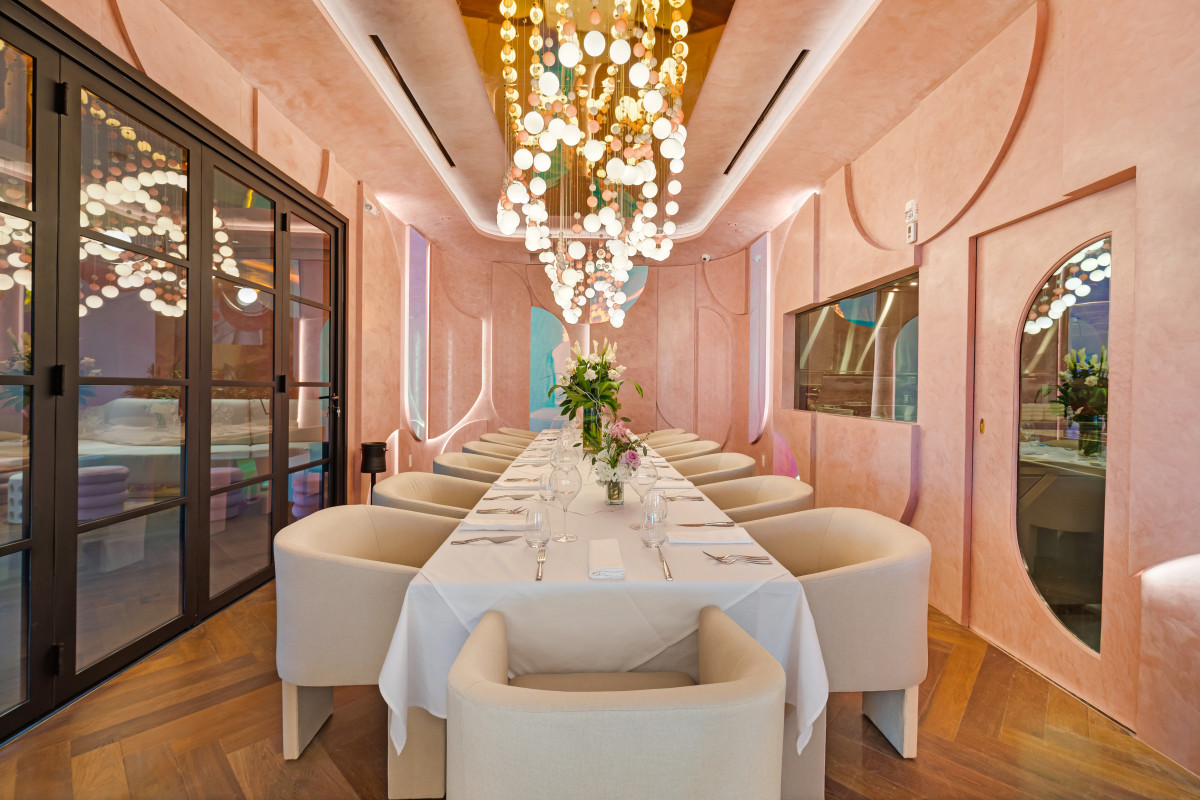 Photo 1 of 4: Cocody Restaurant & Bar