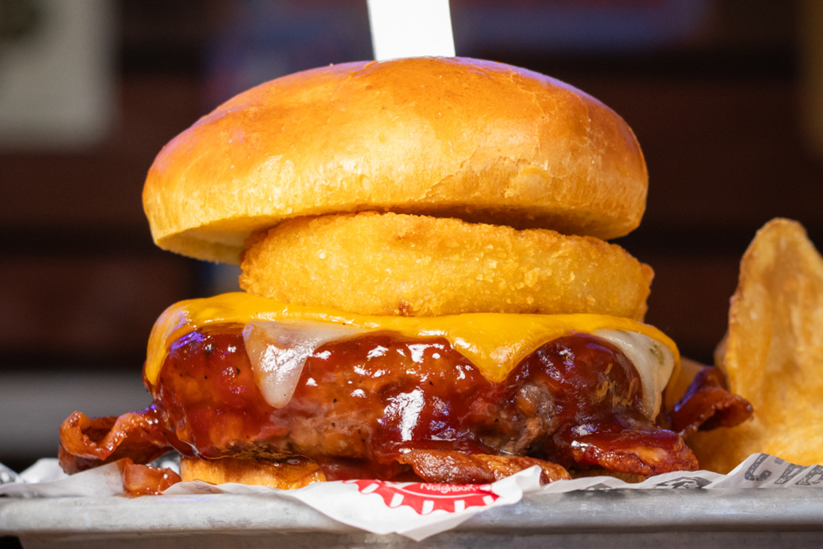 Cold Beers & Cheeseburgers - Old Town