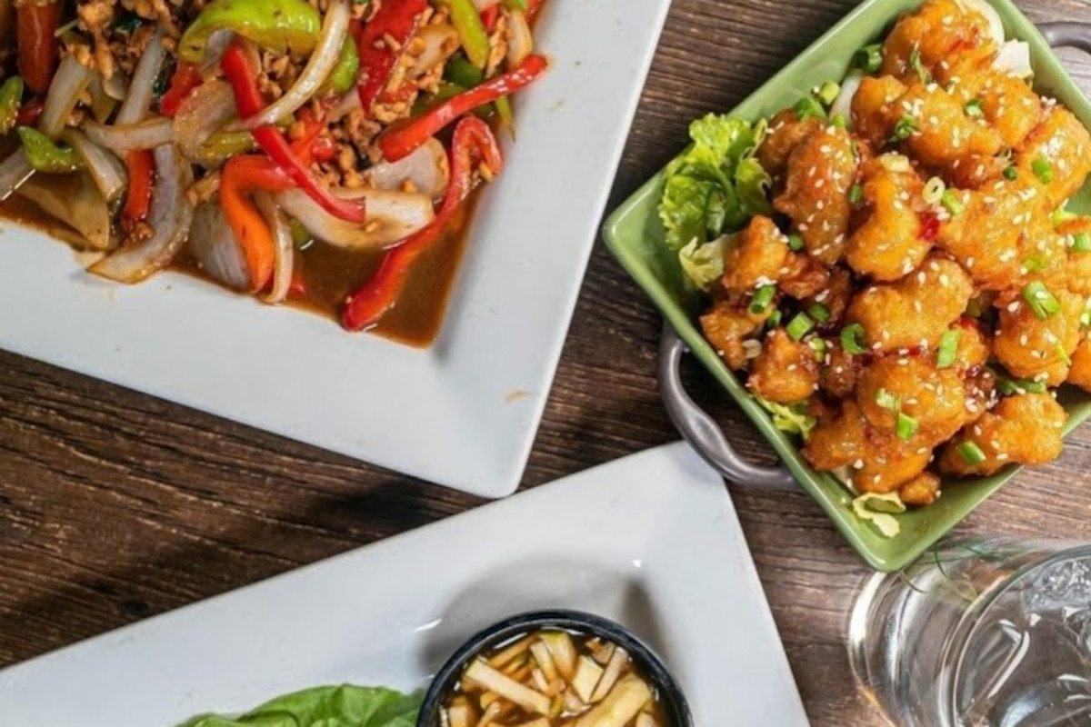 Photo 1 of 4: Lemongrass & Lime - Centennial
