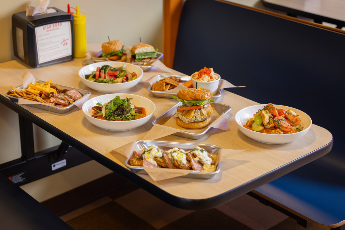 High Road Deli & Bar