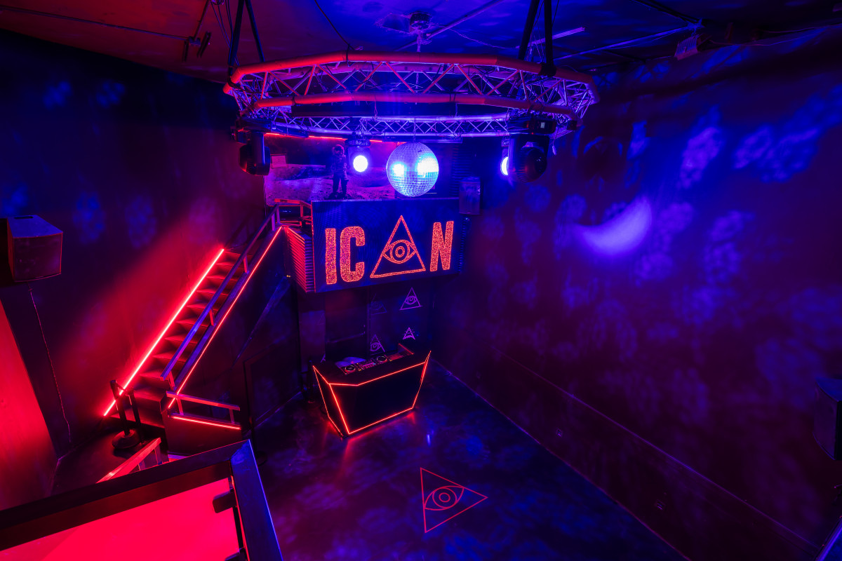 ICON CHICAGO