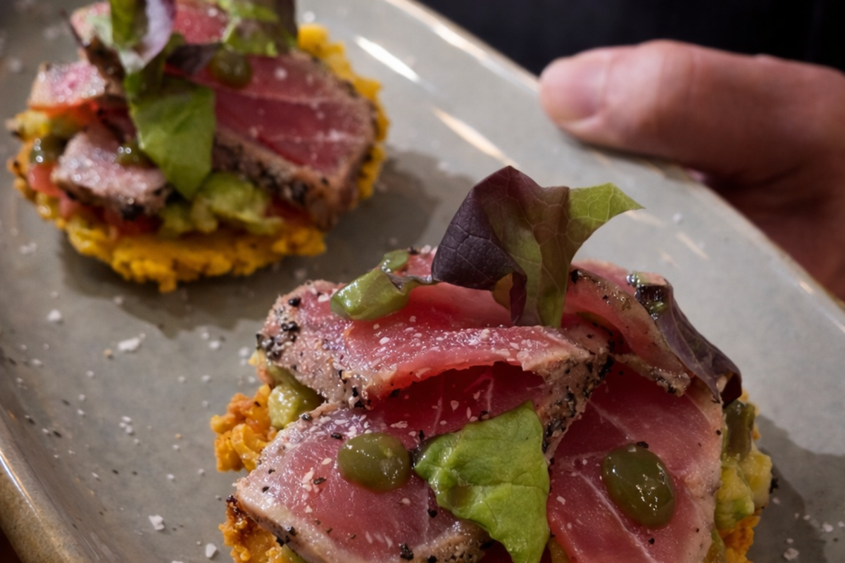Bello Bar + Kitchen