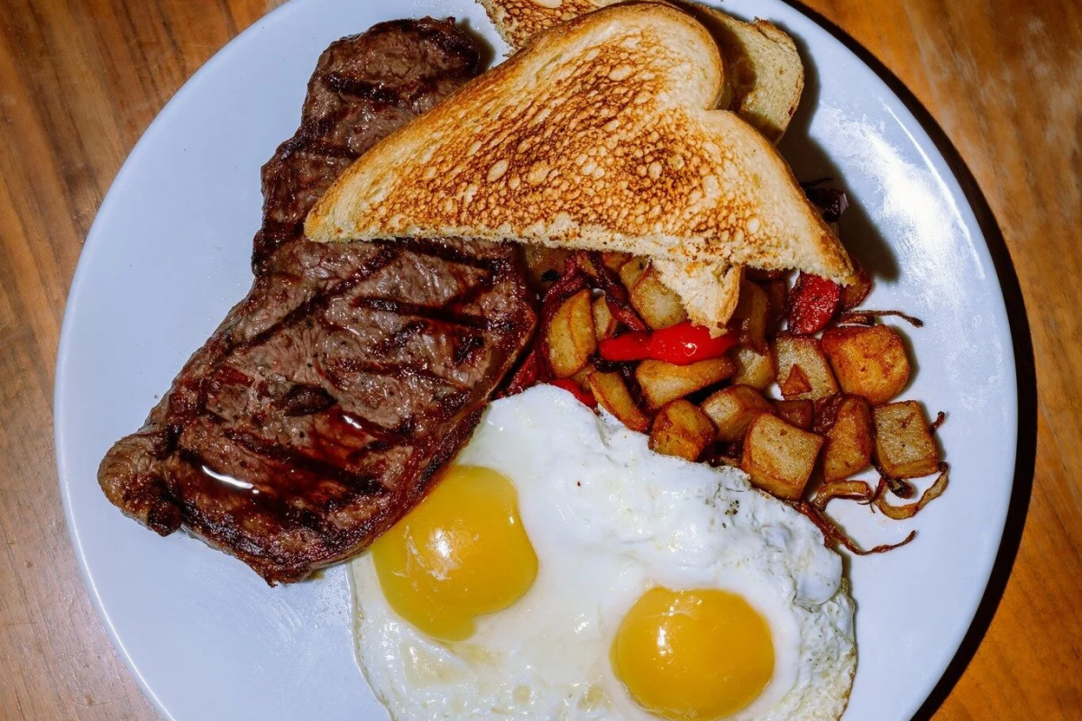 BLVD GRILLE