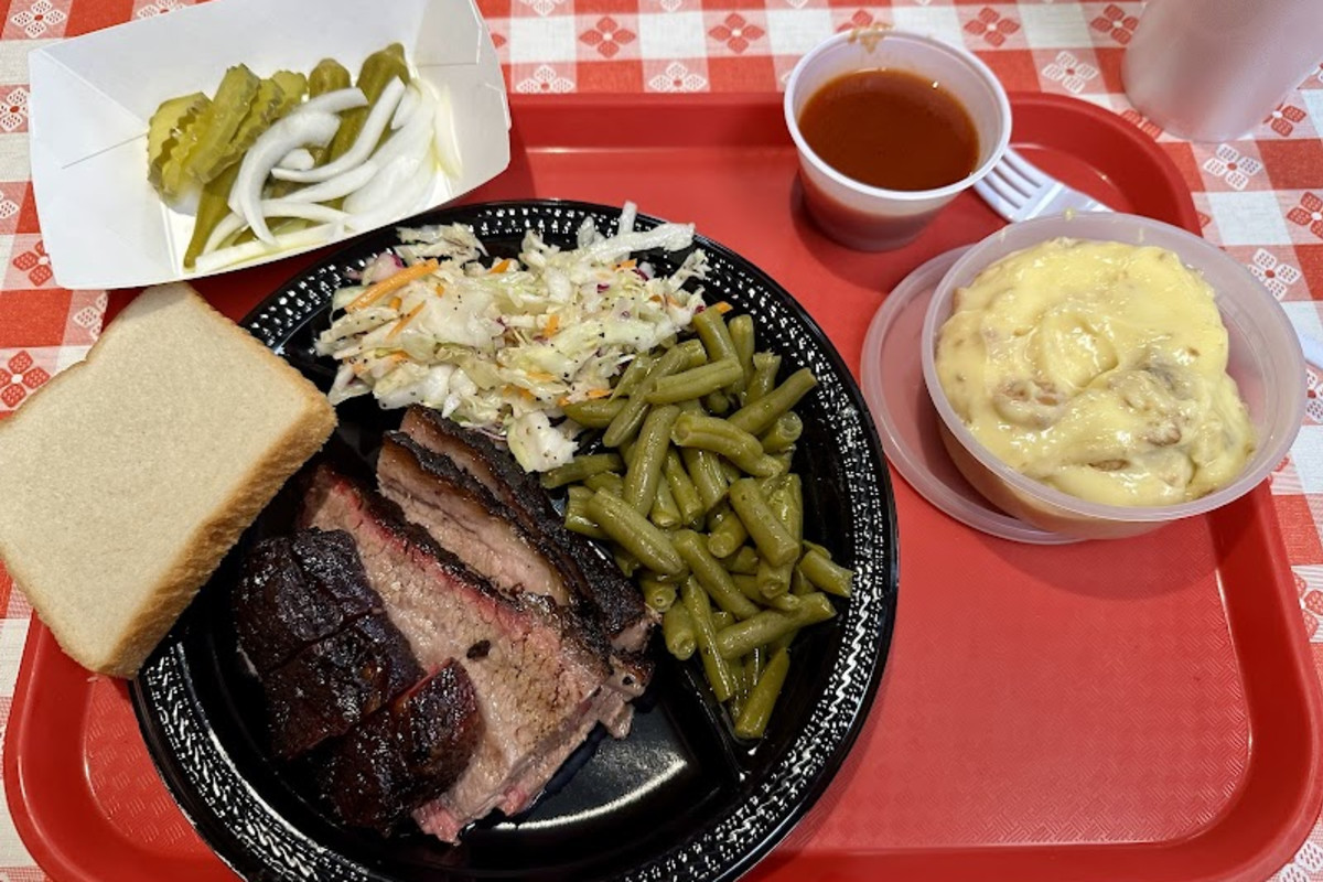 Dozier's BBQ & Meat Market