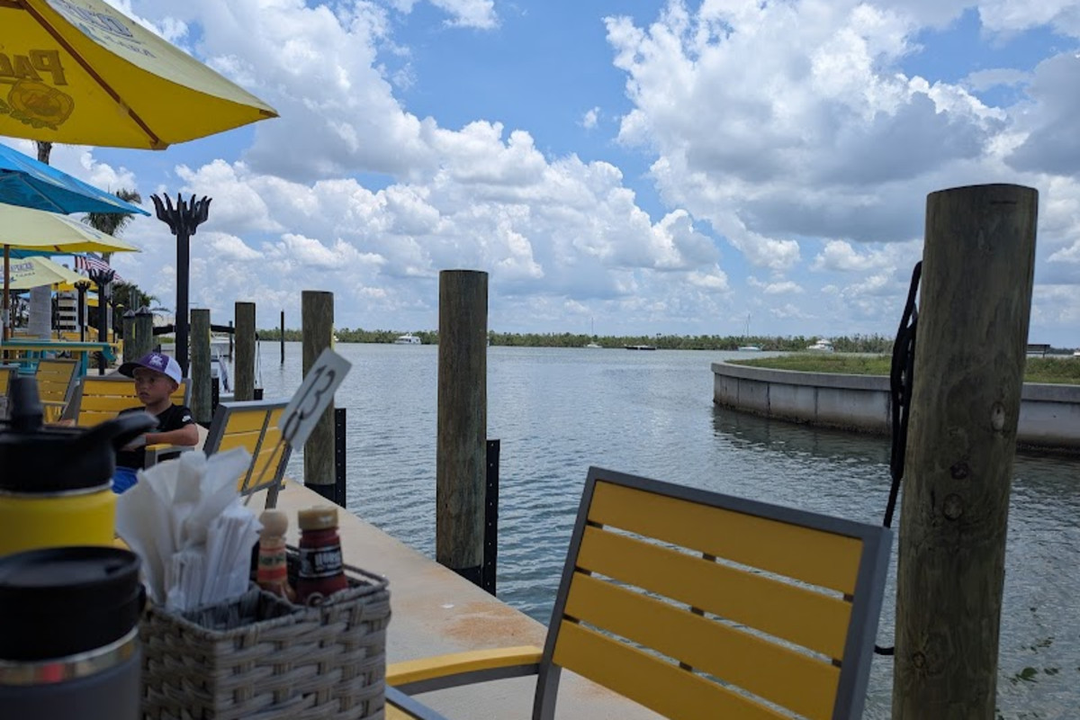 Beachcomber Trading Post Restaurant