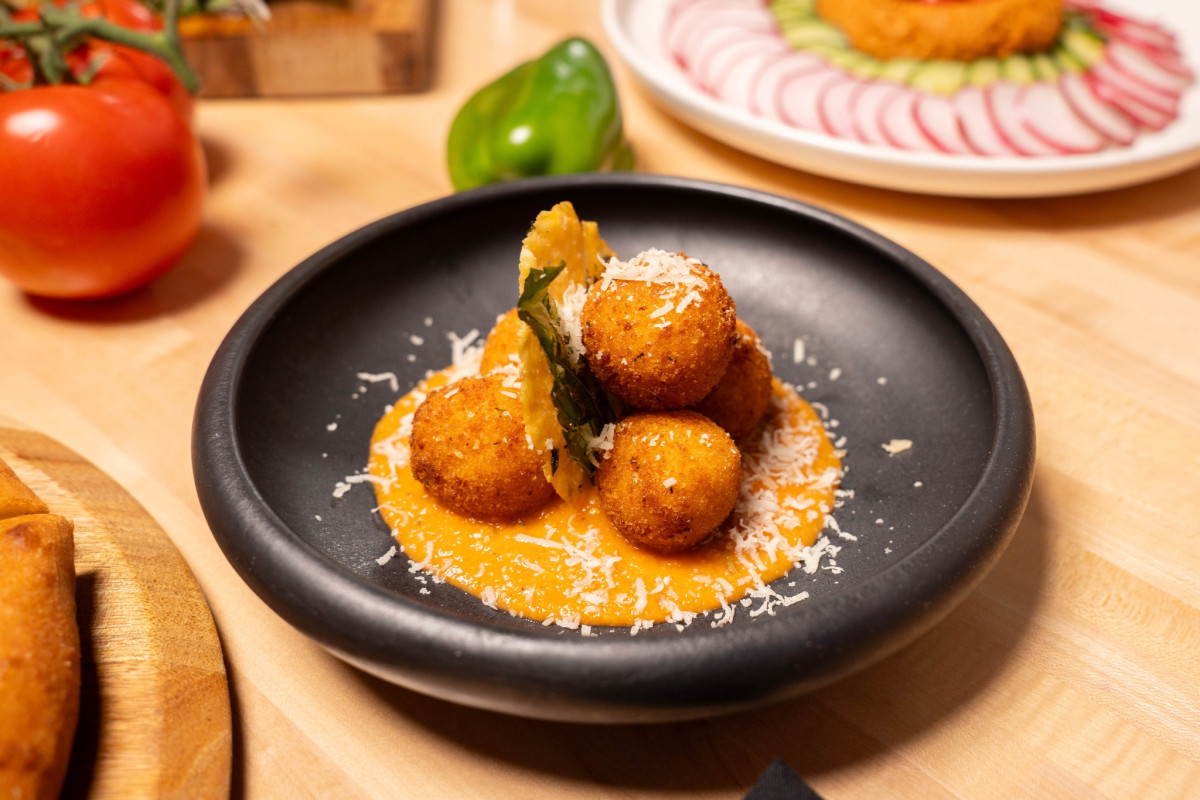 Plus Saporis Mediterranean Latin Cuisine