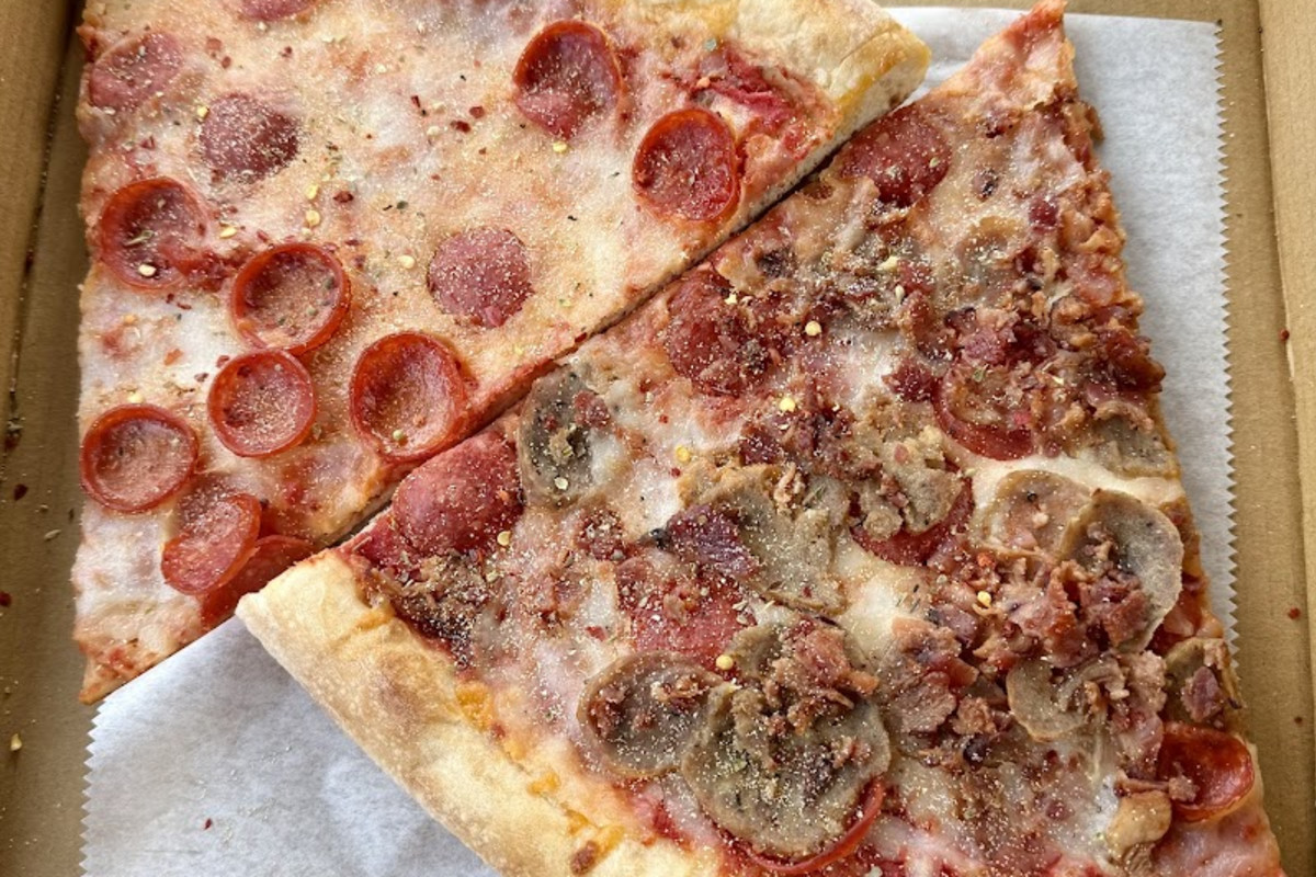 Mama's Meatballs & Pizzeria