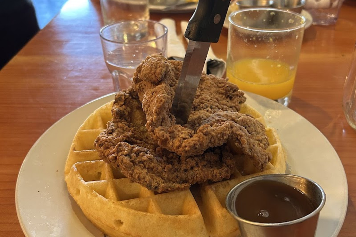 GIGI'S CAFE