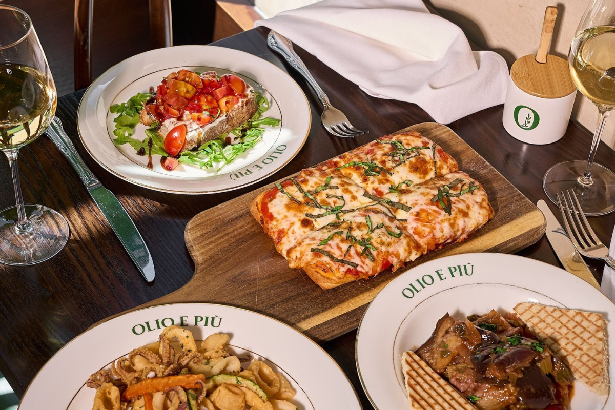 Photo 1 of 4: OLIO E PIÙ - Chicago