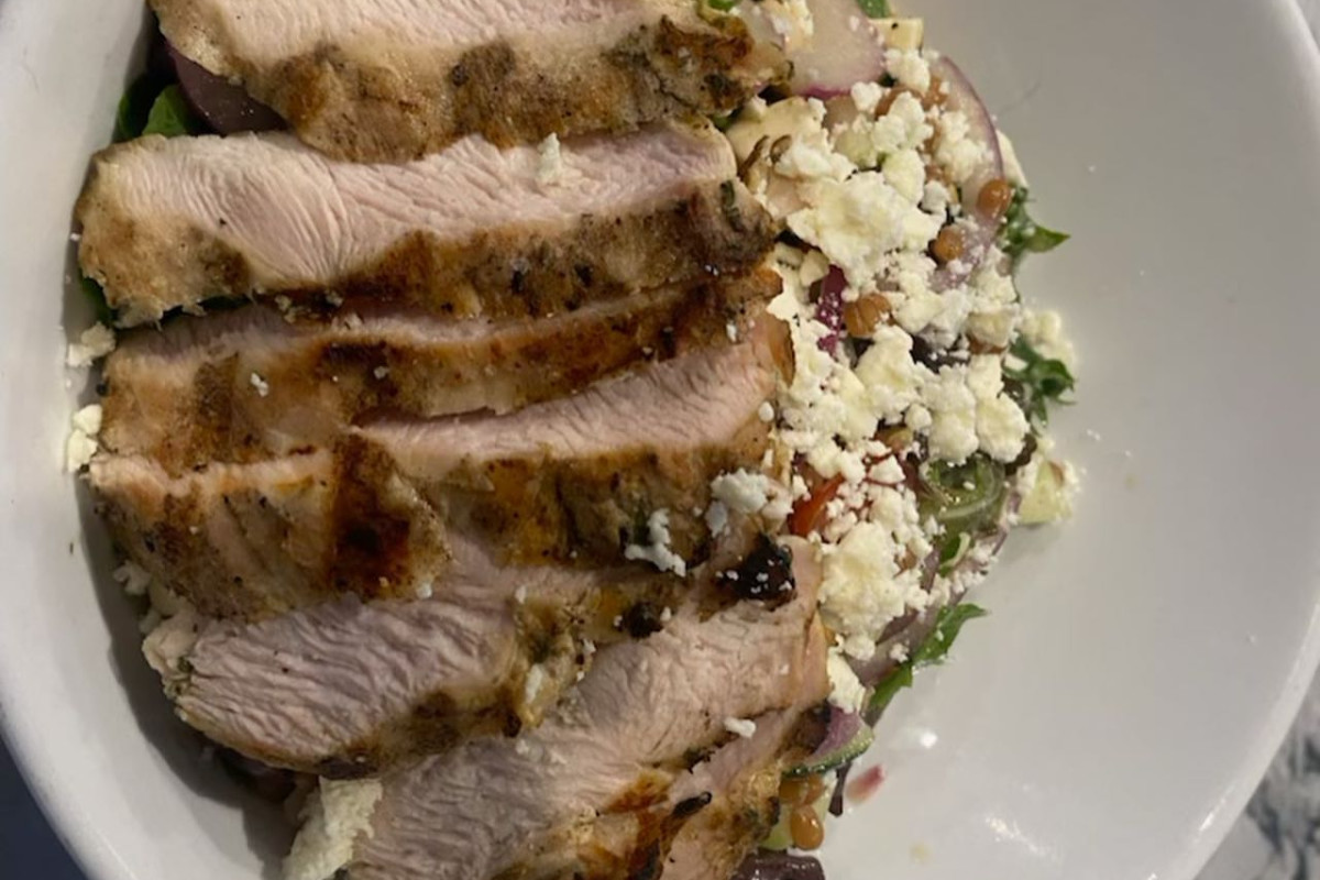 Quincy's Potomac Bar & Grille