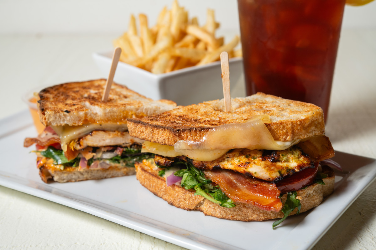 Georgia's Restaurant - Eastvale