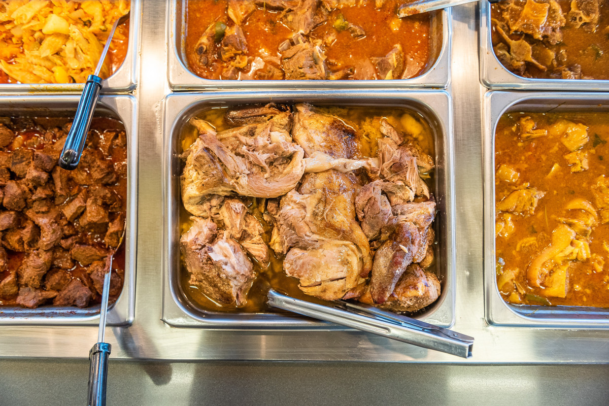 Los Hermanos Dominican Restaurant & Catering