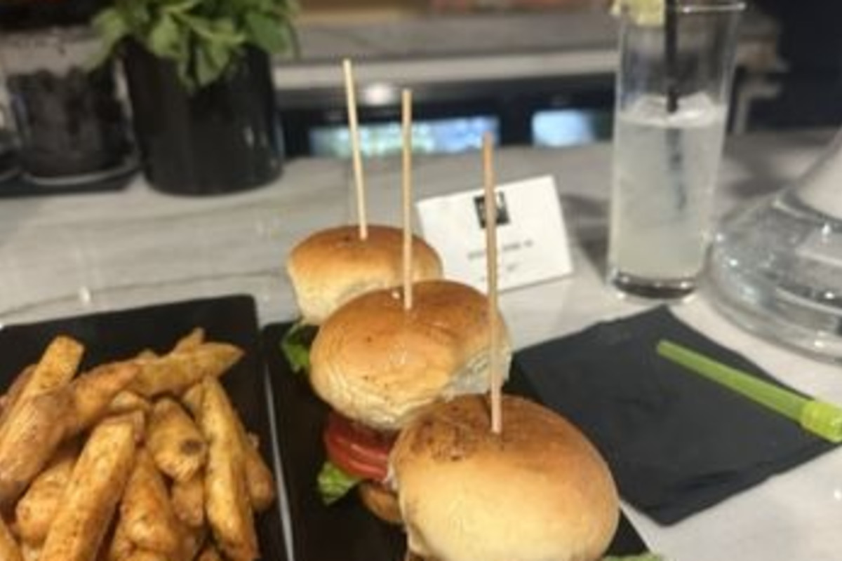 Copper Cove Restaurant & Lounge
