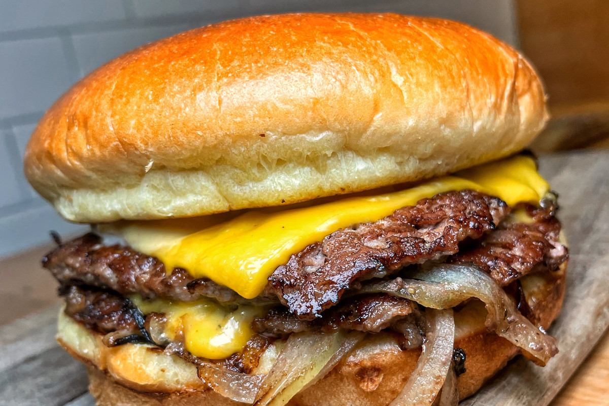 Handcraft Burgers & Brew
