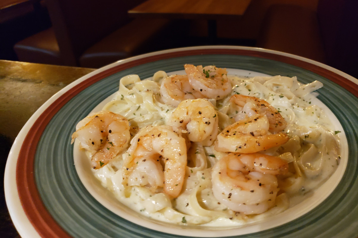 Bizzarro's Pizzeria & Pasta House - Suntree