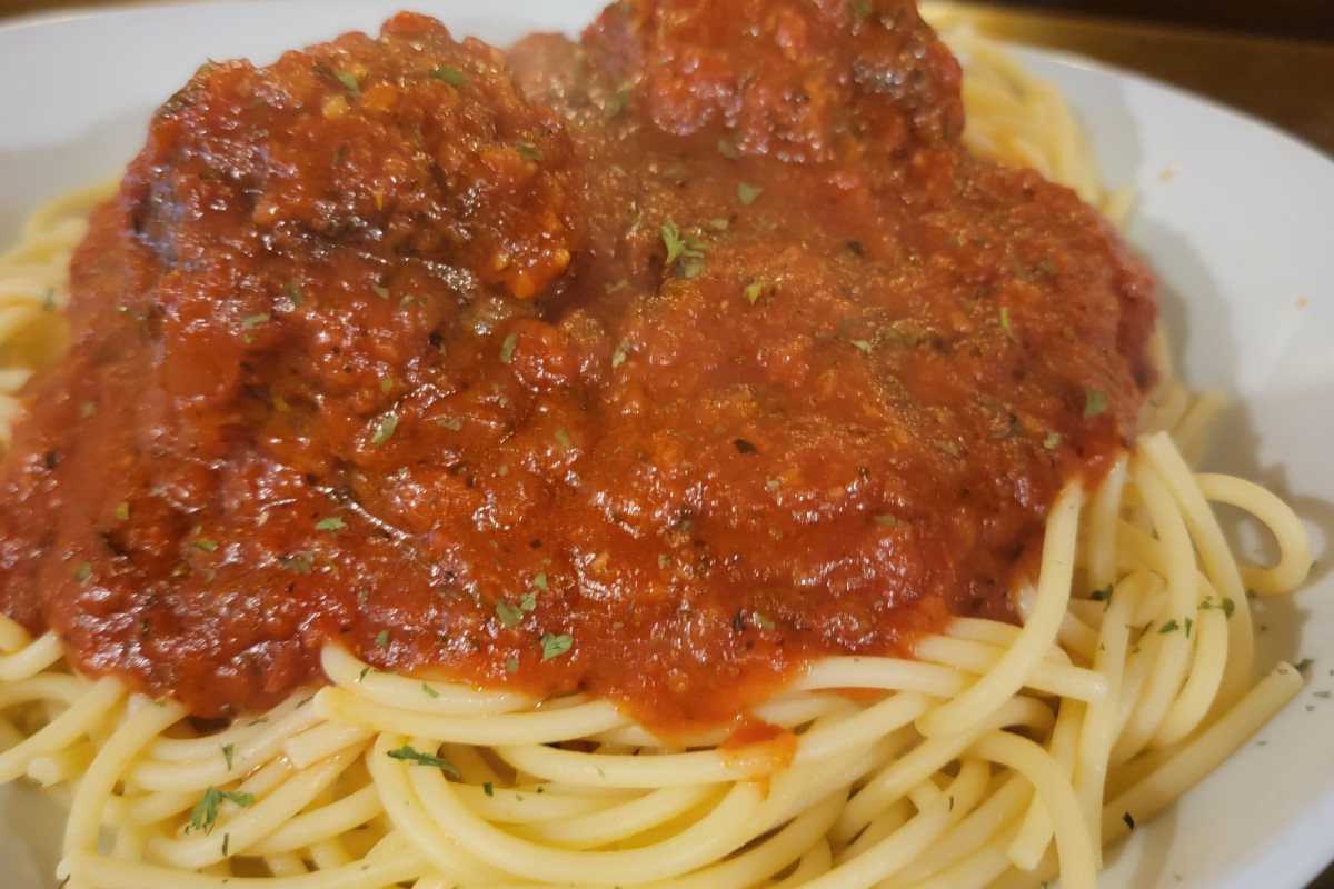 Bizzarro's Pizzeria & Pasta House - Suntree