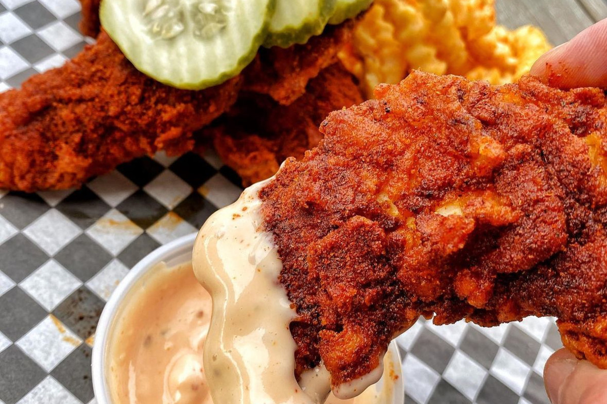 Jaybird’s Nashville Hot Chicken - JayBirds Nashville Hot Chicken - (Venetian)