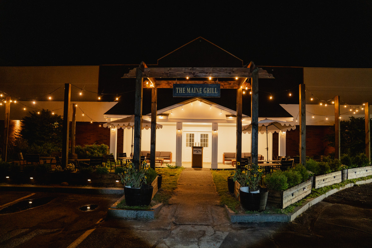 Maine Bar & Grill