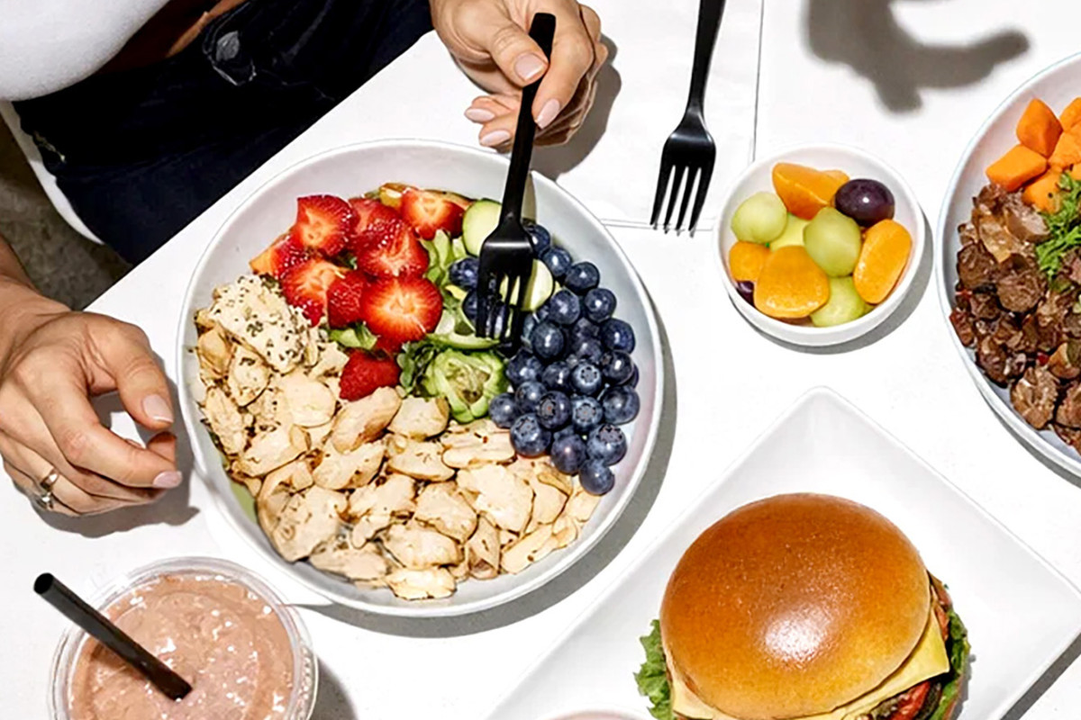 Photo 1 of 4: PROTEINHOUSE