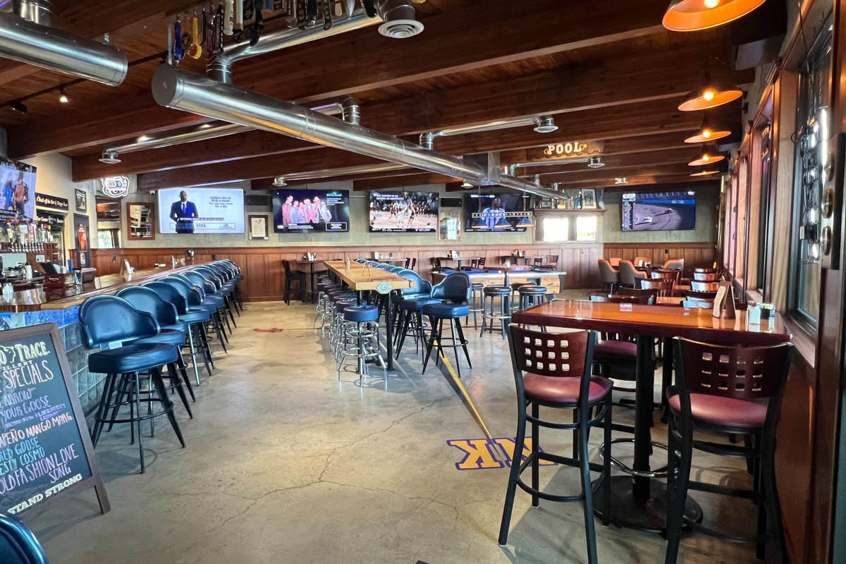 Photo 1 of 4: Blue Goose Tavern
