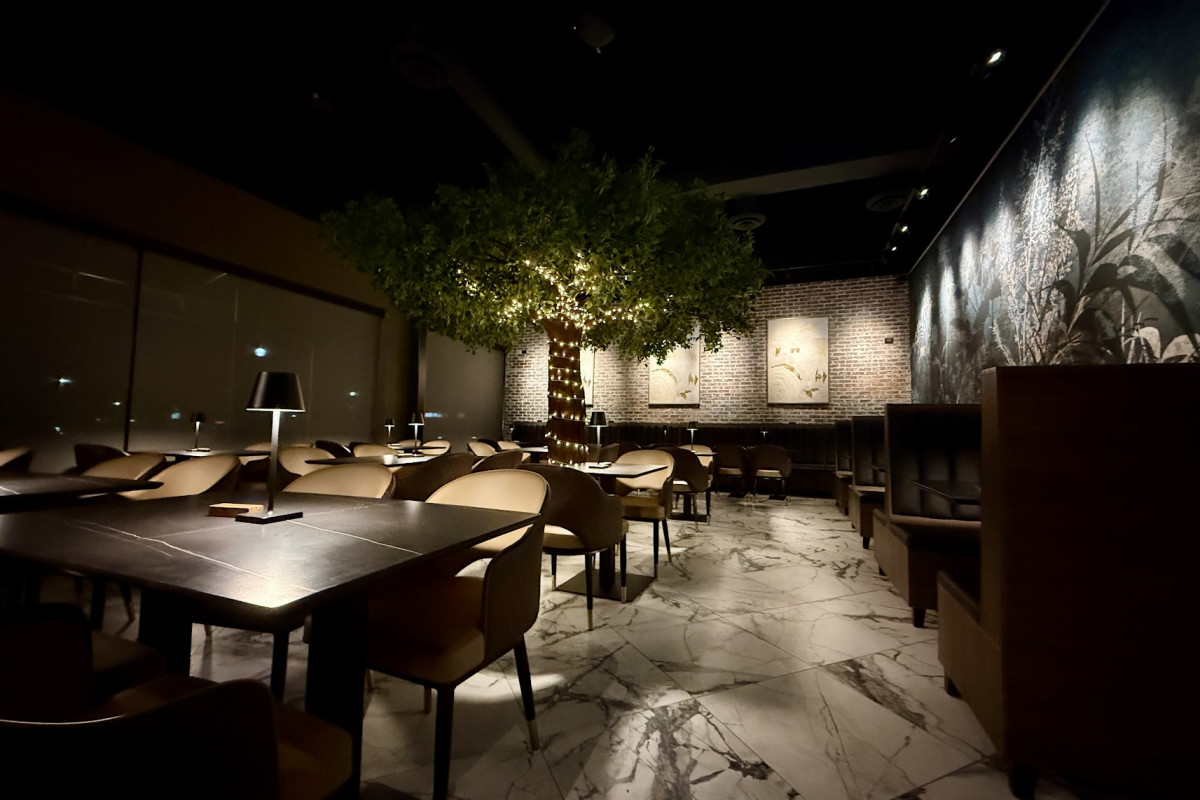 Photo 1 of 4: Mehak Indian Kitchen & Bar
