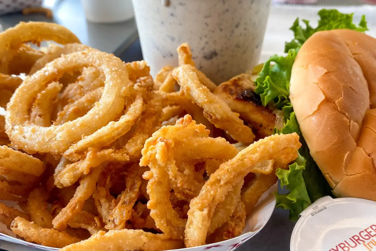 Photo 1 of 4: Tonyburgers - Holladay