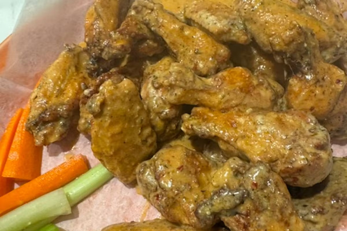 Oscar's Sports Bar & Grill