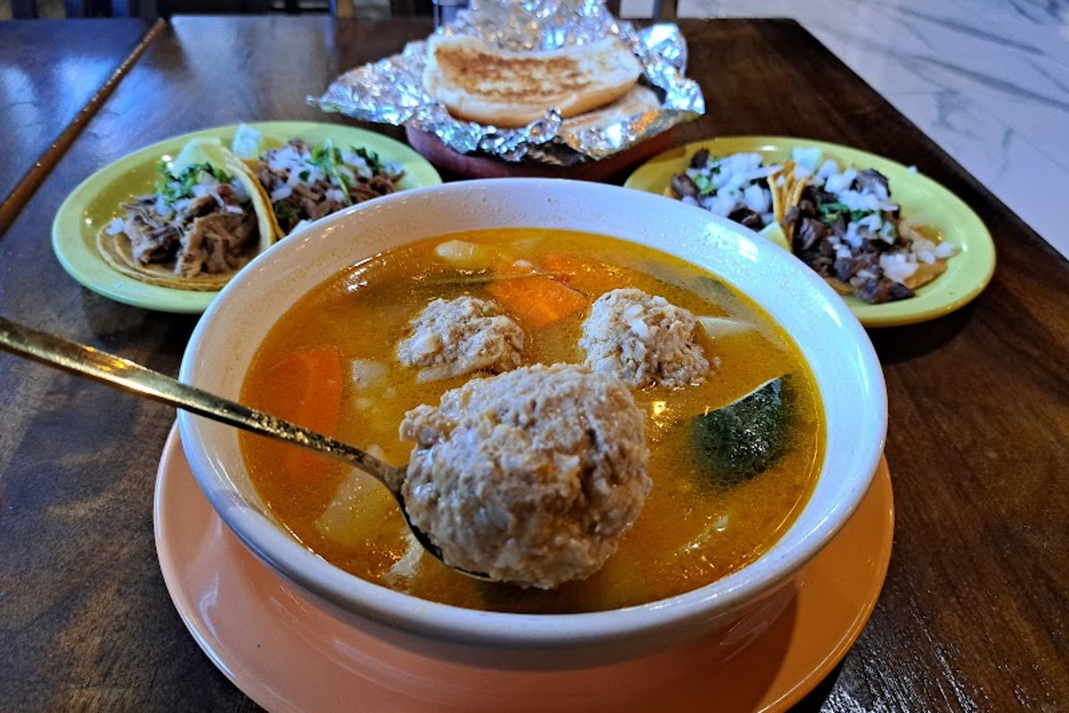 Photo 1 of 4: Carnitas Cochiloco