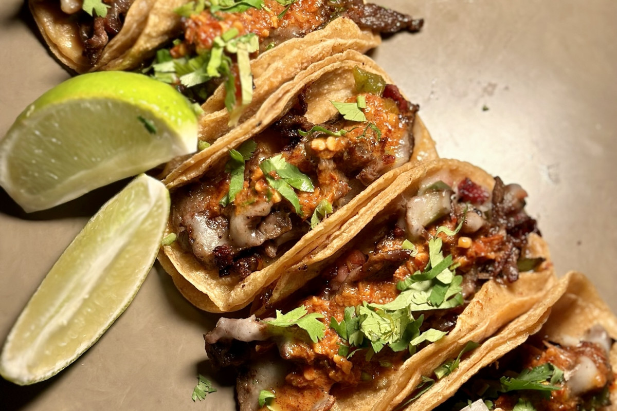 Bigotes Street Tacos - Baybrook Mall